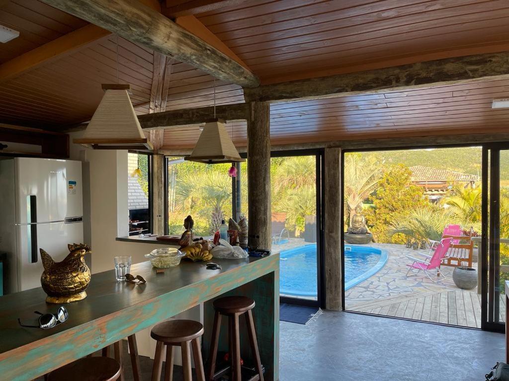 Villa Santorini Praia Do Rosa Com Piscina E Jacuzzi Εξωτερικό φωτογραφία